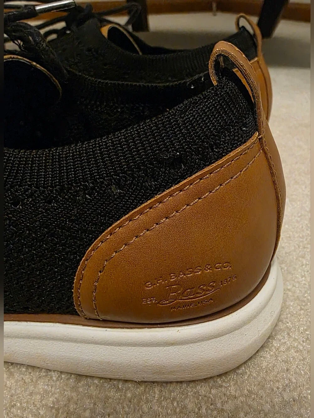 G.H. Bass & Co. Men's - 9.5 Black Knit Casual Dress Shoe Tan Heel & Tongue